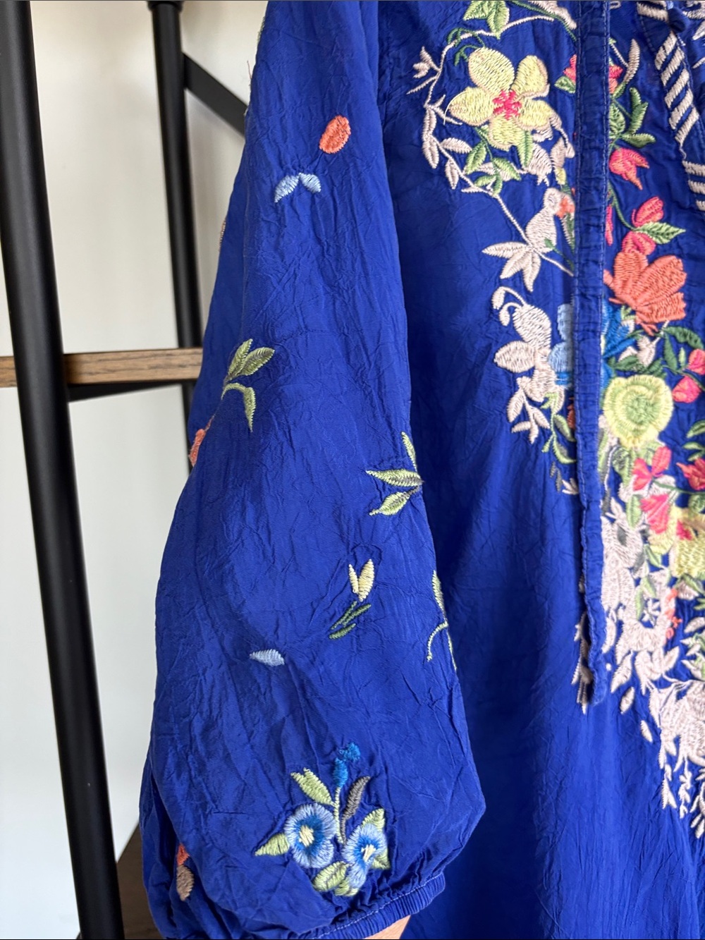 Johnny Was Cobalt Blue Embroidered V-Neck Tunic and a JW Bag - Picture 5 of 12
